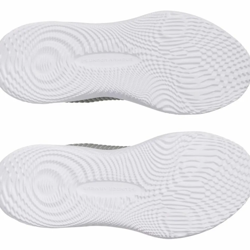 Under Armour · Dynamic 2