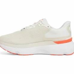 Under Armour · Infinite Pro 2