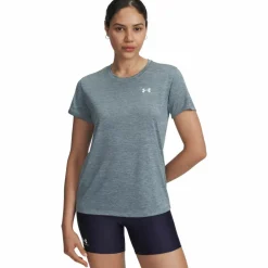Under Armour · Twist
