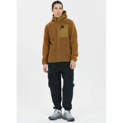 Whistler · Makaloo