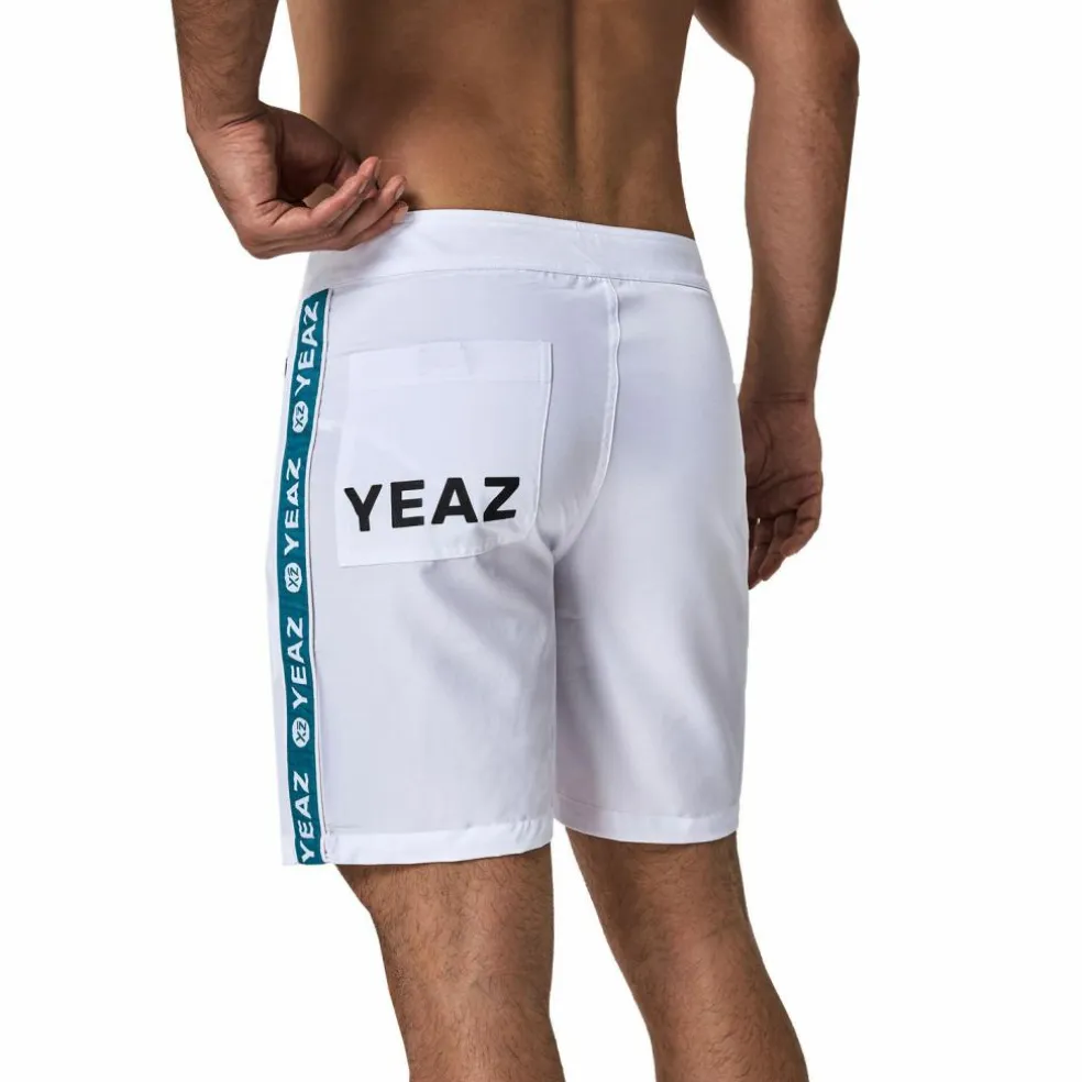 YEAZ · DAVEY