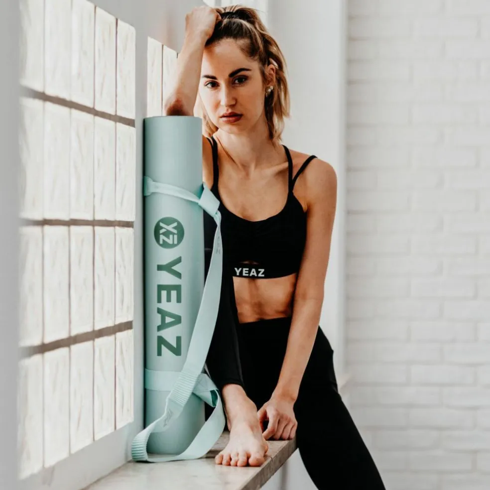 YEAZ · MOVE UP