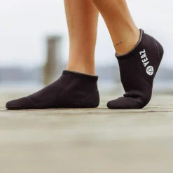 YEAZ · NEOSOCK LOW
