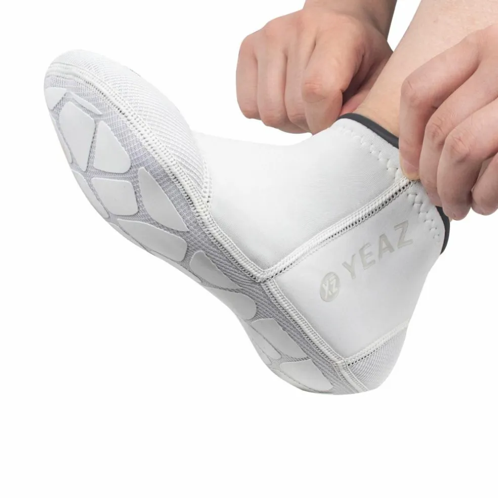 YEAZ · NEOSOCK LOW PRO