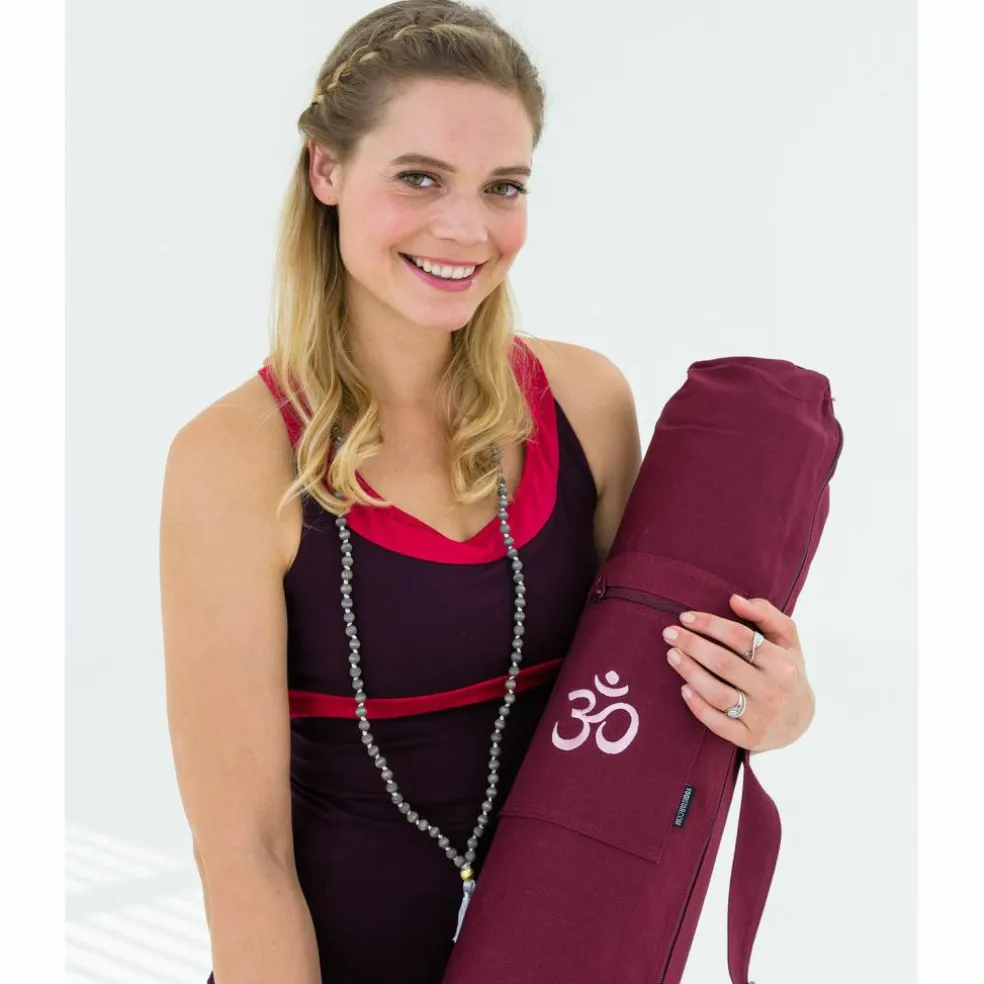 YOGISTAR