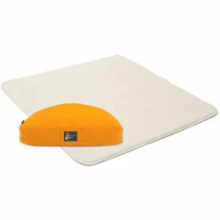 YOGISTAR